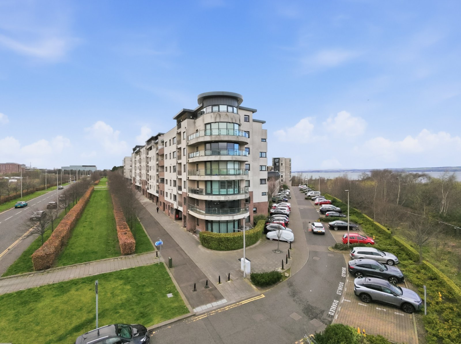 55/2 Waterfront Avenue, Granton, Edinburgh, EH5