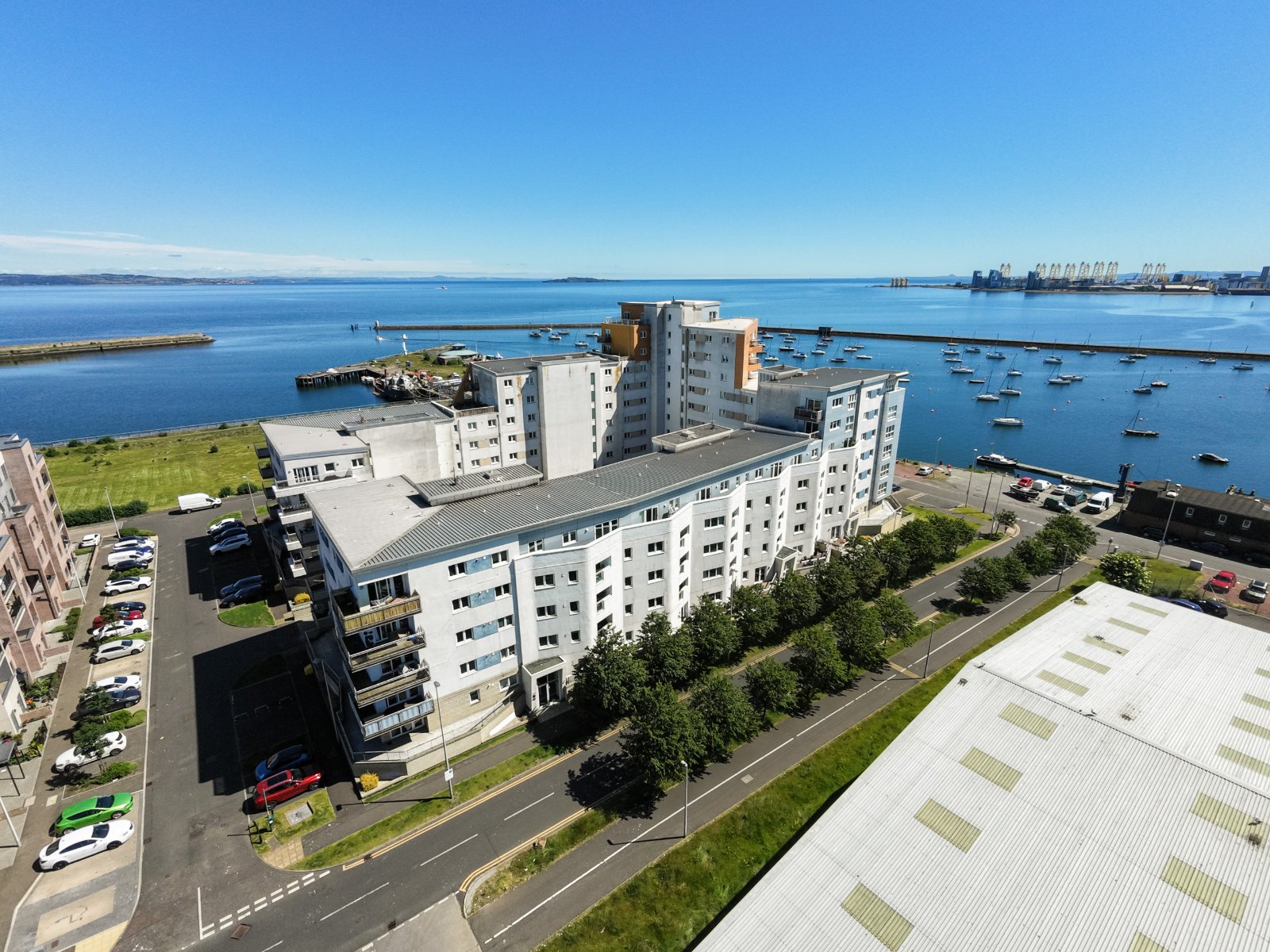 6/10 Hesperus Crossway, Granton, Edinburgh, EH5