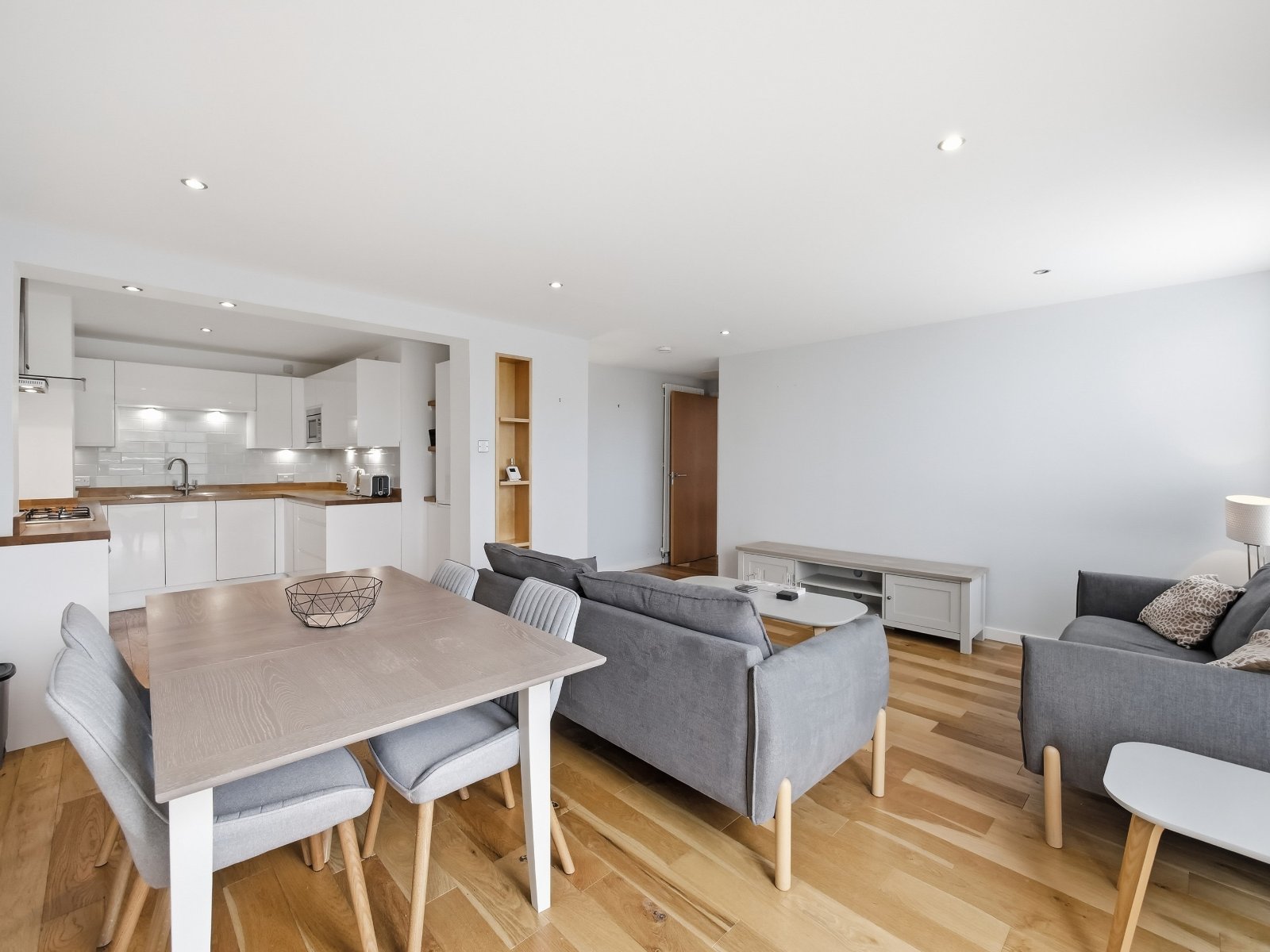 101/22 East London Street, Edinburgh, EH7