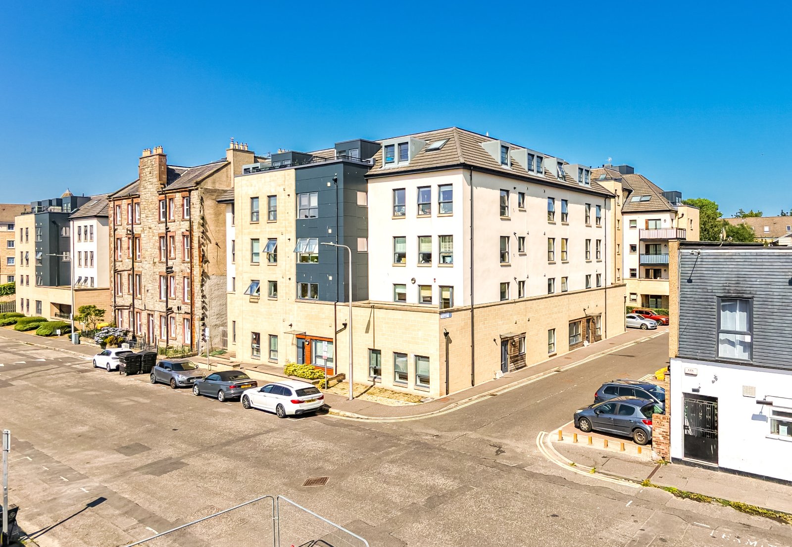 1A Hatters Lane, Canonmills, Edinburgh, EH7