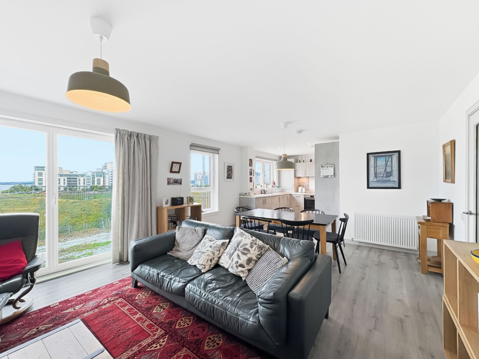 12/8 Sandpiper Drive, Leith, Edinburgh, EH6